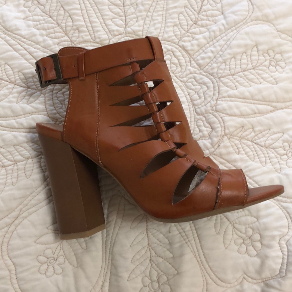 Brown wedges!